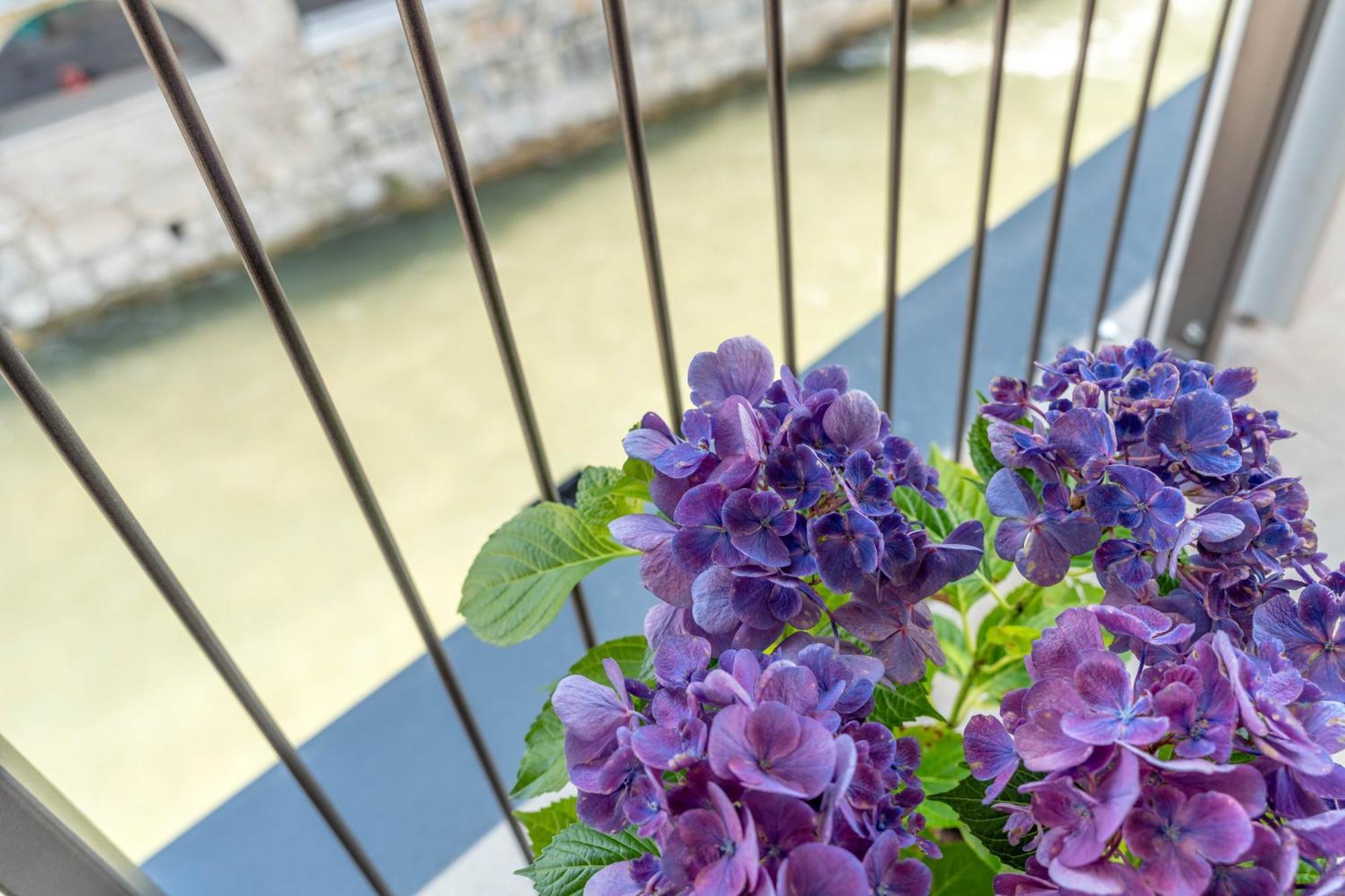 Luxury 2Br W/ River Castle View In Borgo Valsugana Exterior foto